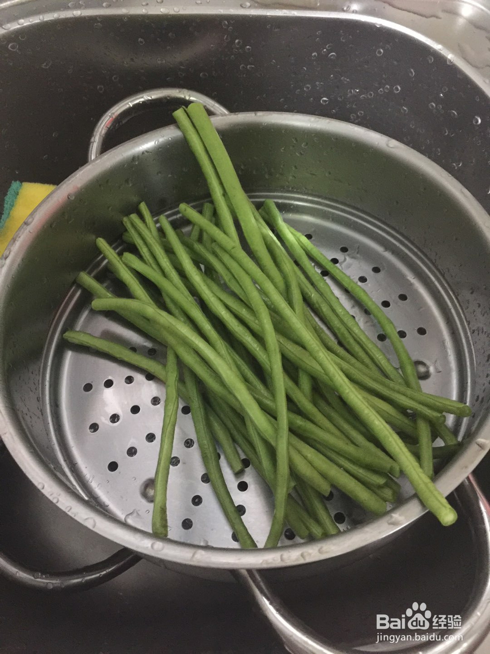 香气浓郁的鲜虾炒饭