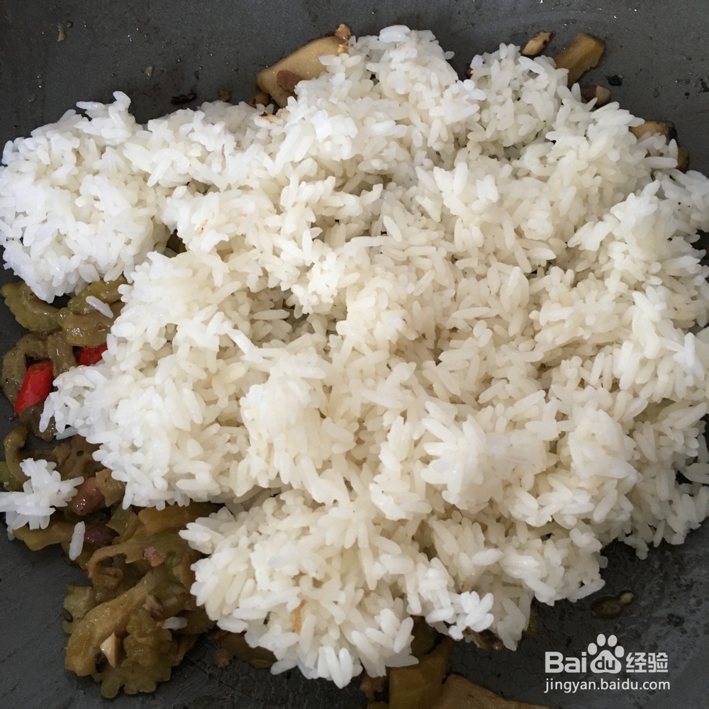 隔餐苦瓜怎么做炒饭？