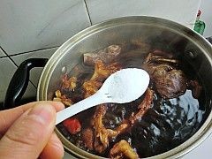 麻辣鸭锁骨做法