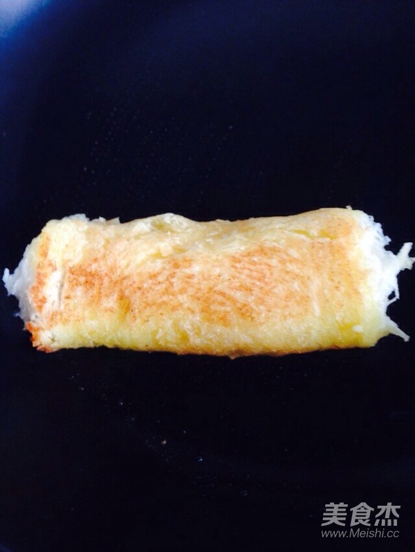 鸡蛋吐司卷火腿