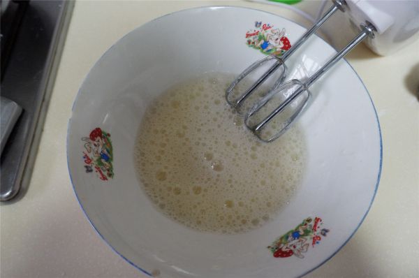 戚风草莓夹心蛋糕