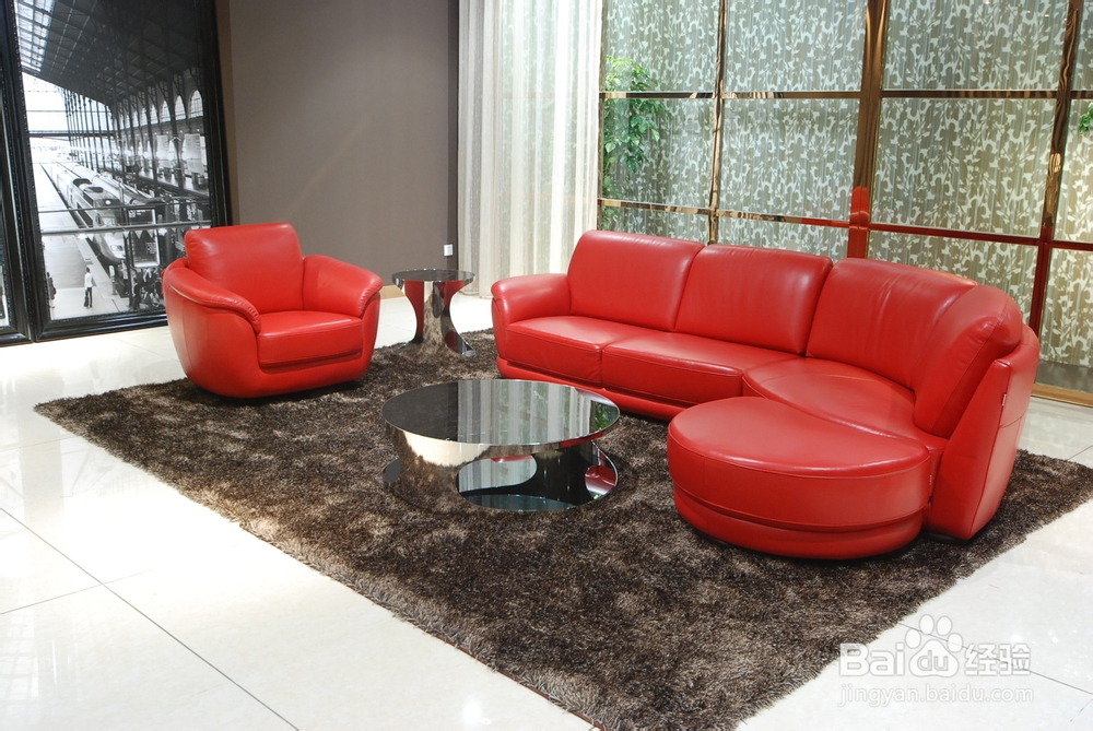 盛夏如何防止沙发内的木框架受潮