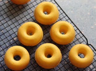 橙味甜甜圈蛋糕怎么做