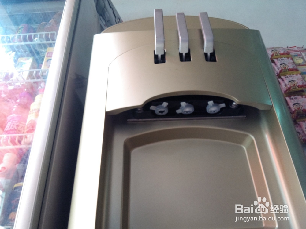 商用冰激凌机如何保养