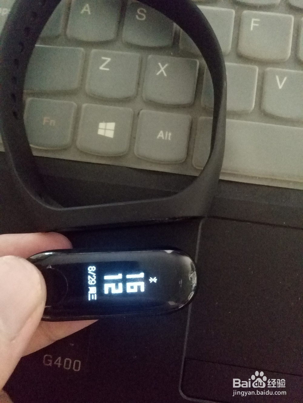 小米手环3如何更换表盘