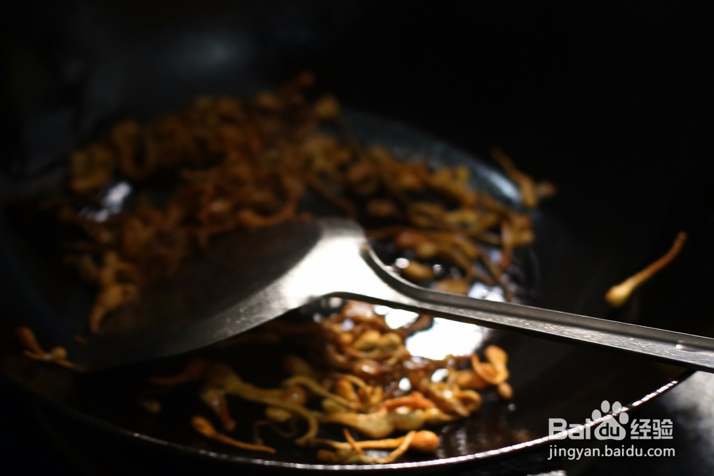 爽脆虫草花炒鸡蛋