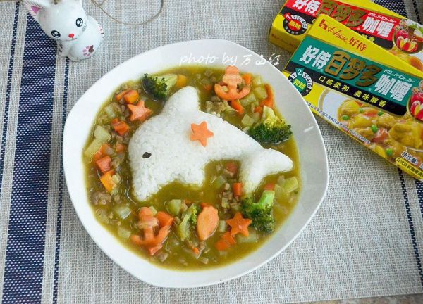 咖喱土豆牛肉拌饭