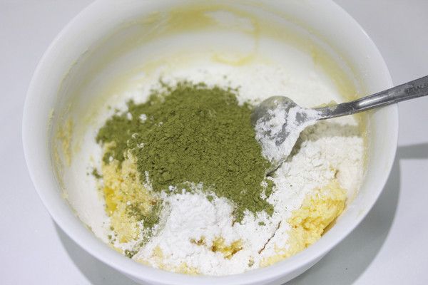 三色大理石重油蛋糕