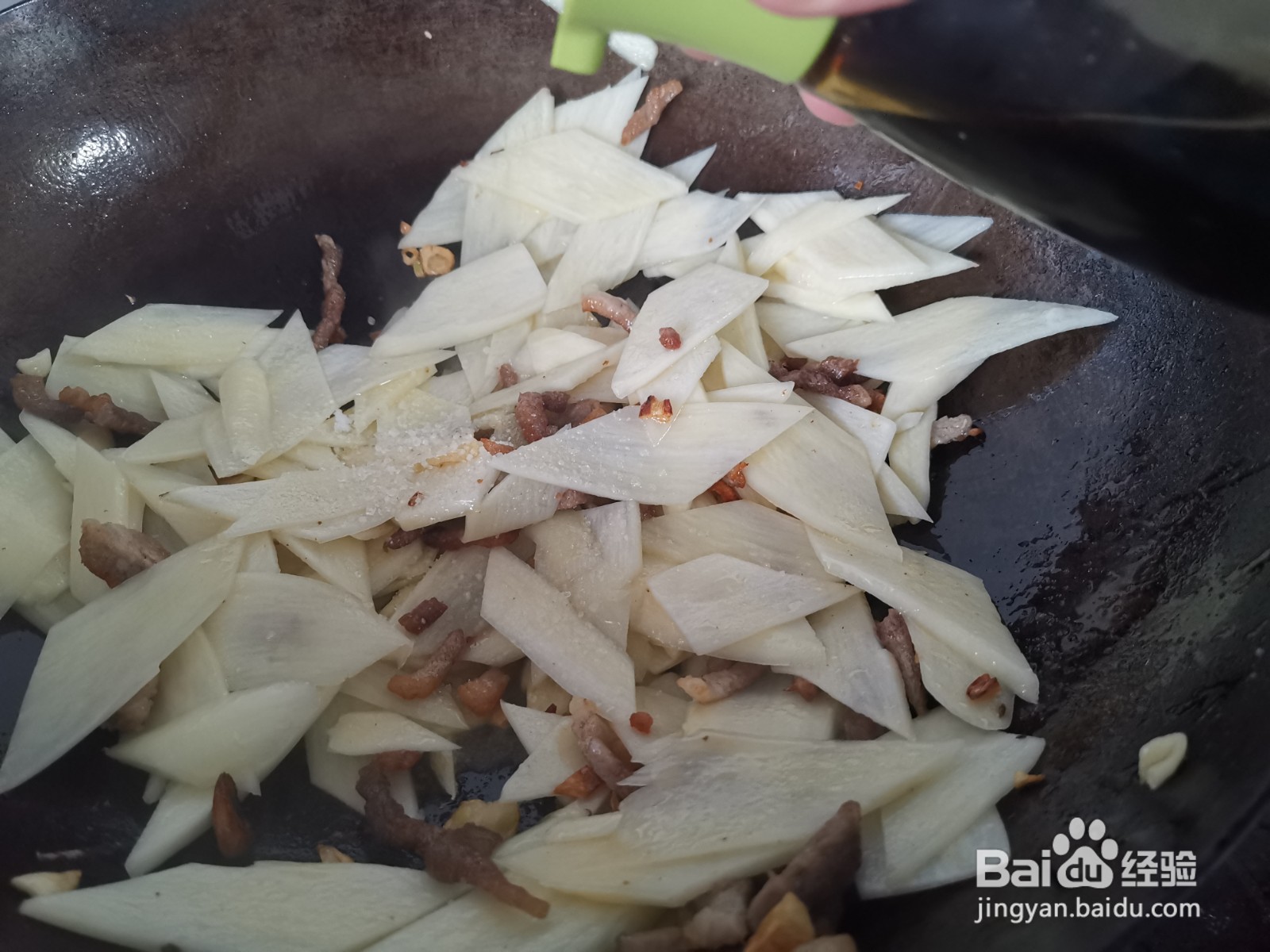 肉丝炒茭白片