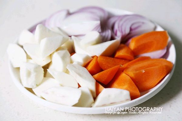 秋日补肺润燥创意养生菜