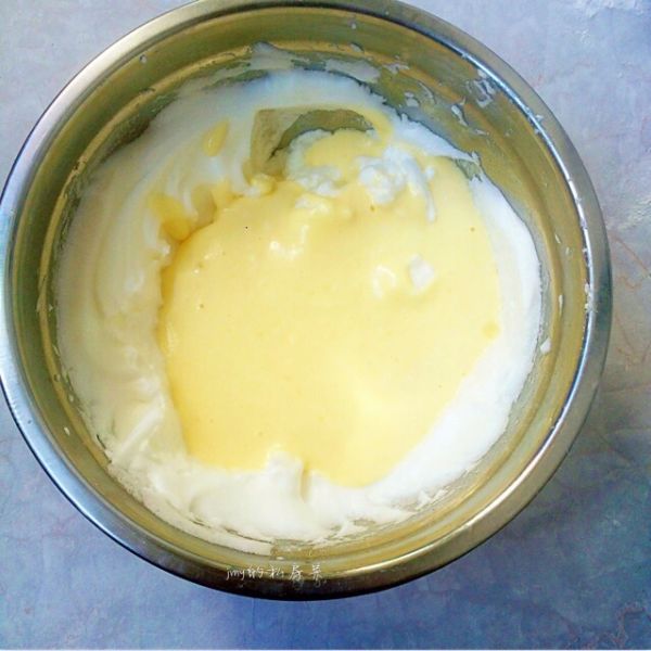 原味戚风蛋糕卷