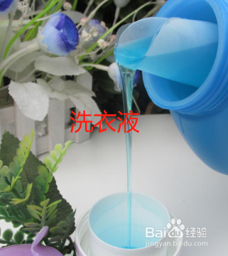 衣服上有大量液压油怎么洗