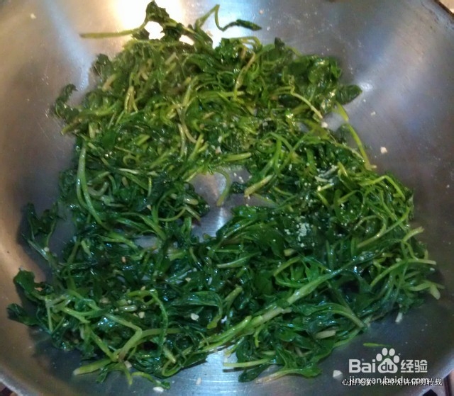亲手采撷的好味--蒜泥马兰头