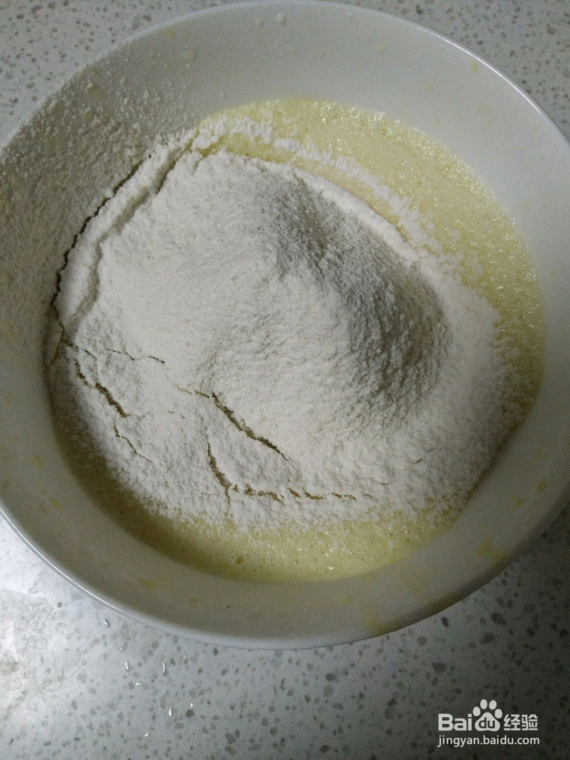 肉松蛋糕卷的做法