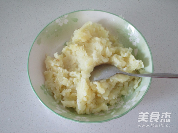 松仁土豆泥腐皮卷