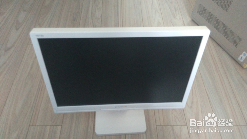 如何连接电脑的单个部件并开机