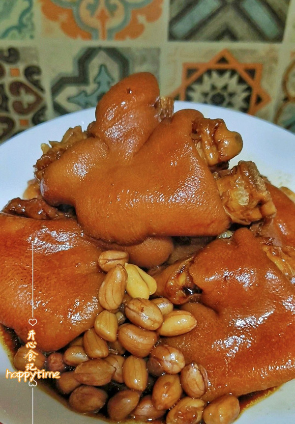 香糯花生焖猪蹄