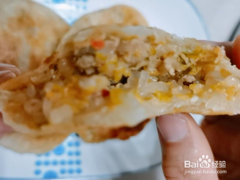 不用揉面的薄皮馅饼的做法