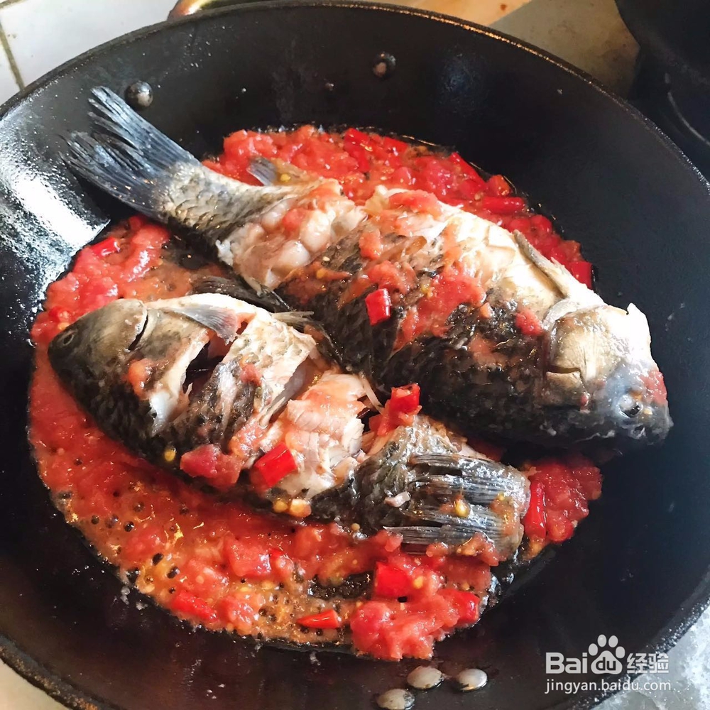 酸辣鲫鱼萝卜汤的做法——夏天没胃口吃什么？