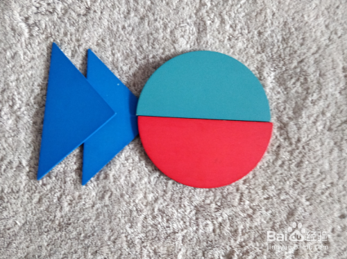 用蒙氏几何积木怎样拼一条鱼呢?