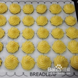 高颜值草莓泡芙