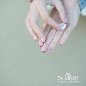 活色生香梳子开班 简单“妆”美腻三亚