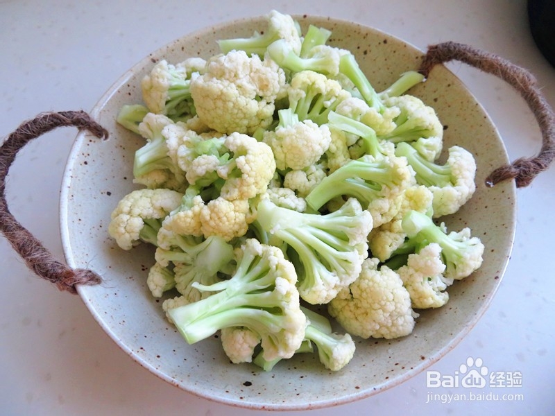 菜花炒肉怎么做？