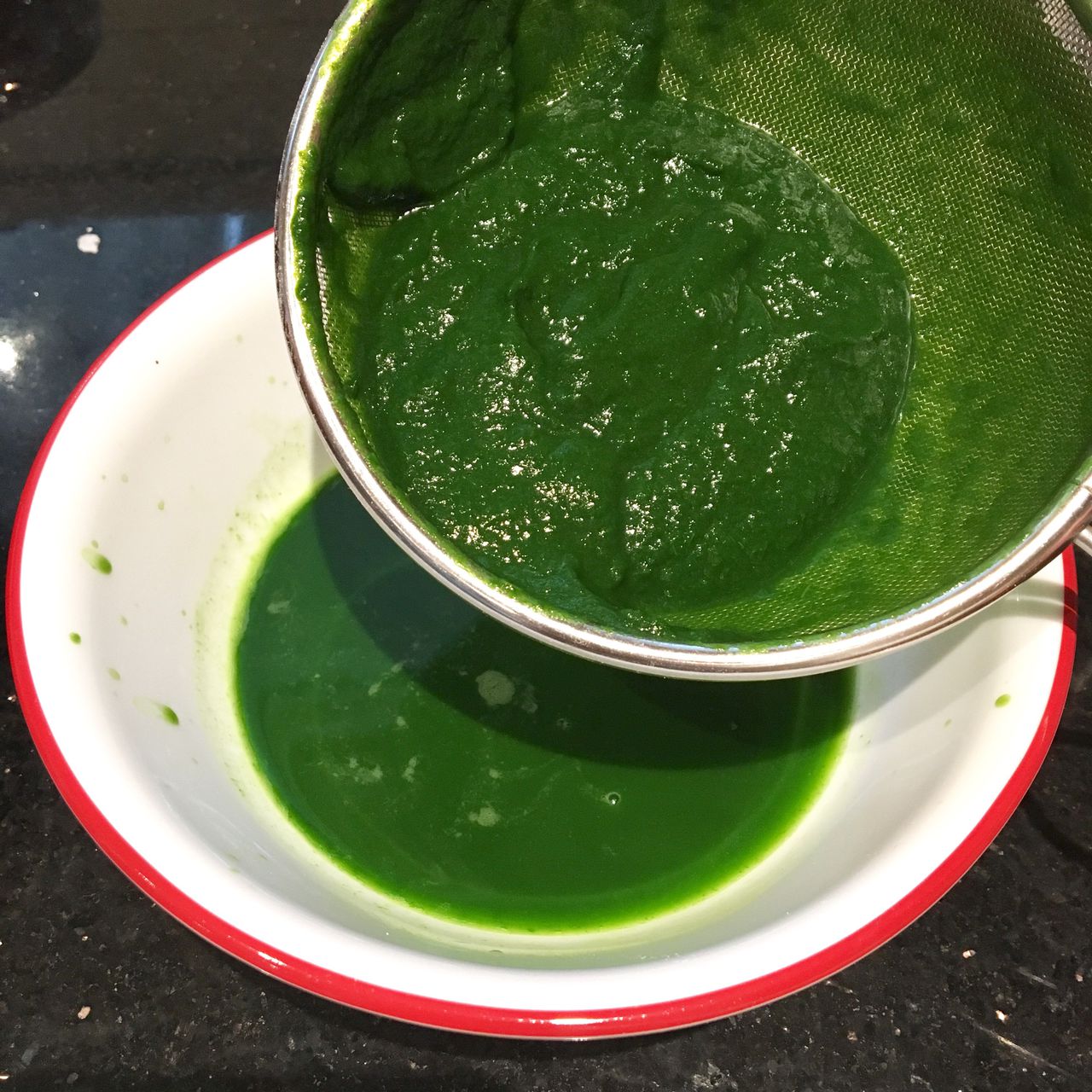 超美味的豆沙咸黄肉松青团,每一口都是满满的幸福!