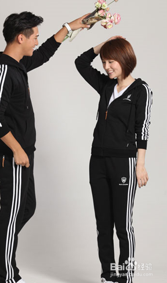 寒冷冬季情侣装该如何搭配