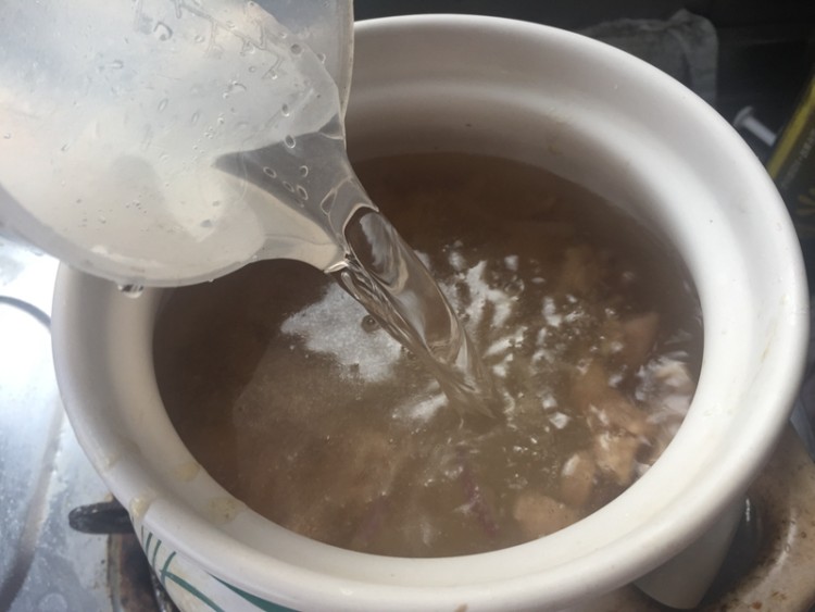 洋葱鸡腿粥超级好吃，不会做我来教你