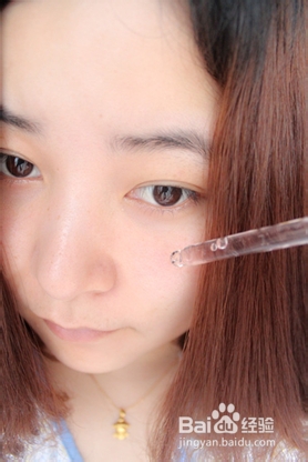 美白精华使用方法