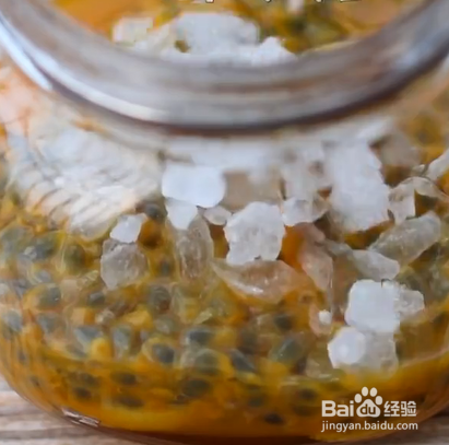 如何制作百香果柠檬蜜