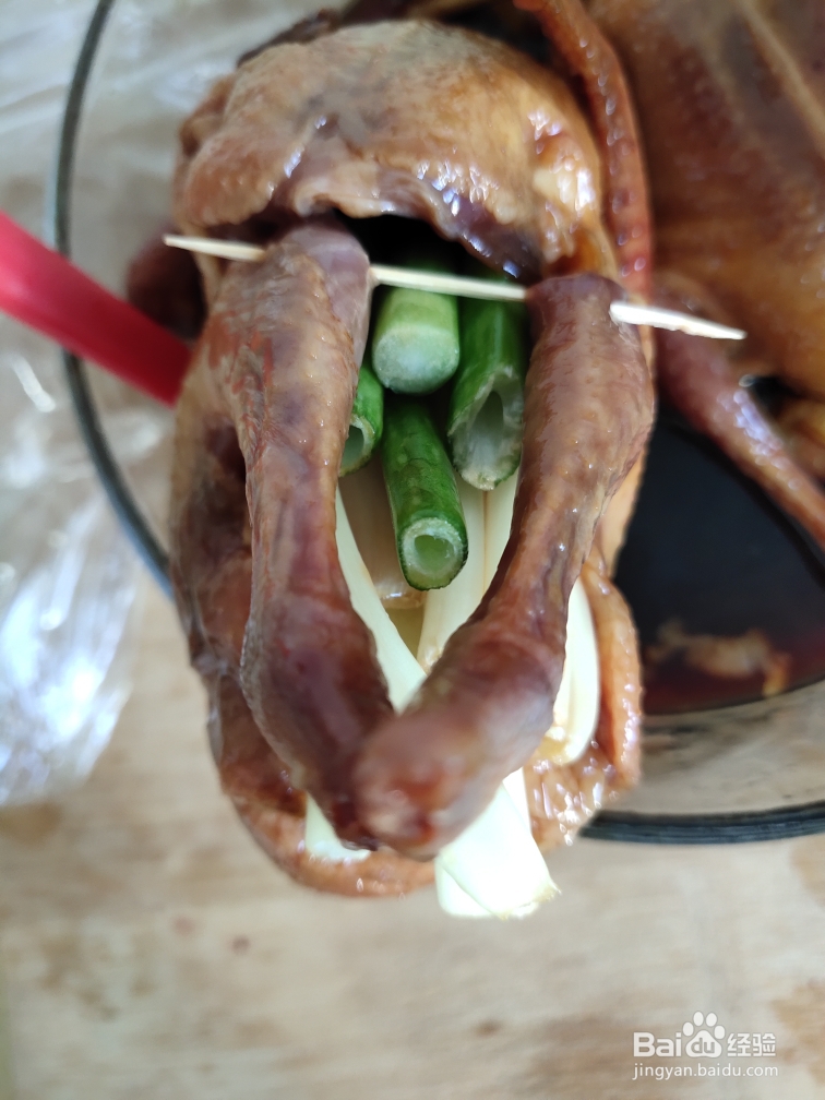 好吃到哭的乳鸽