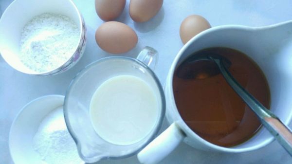 印花豆浆蛋糕卷