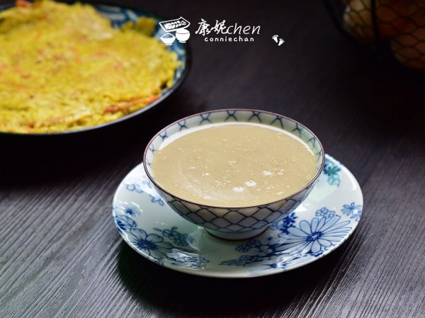 红枣小米糊、土豆丝煎饼