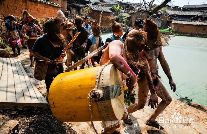 热情似火的彝族火把节