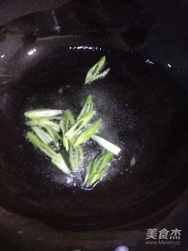 胡萝卜炒木耳