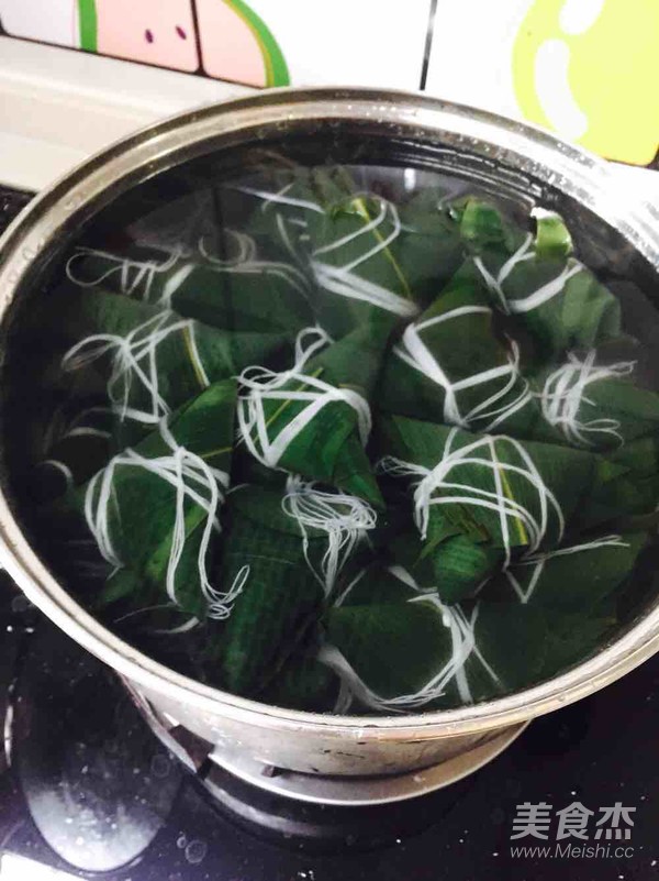 第一次尝试传统豆沙粽子