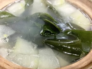养生食补海带冬瓜煲淡菜的做法