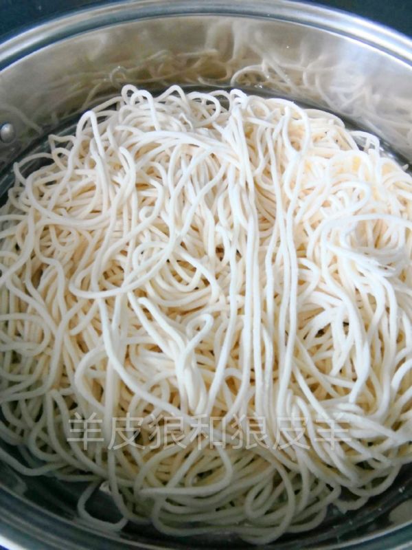 黑椒肉丸扁豆焖面