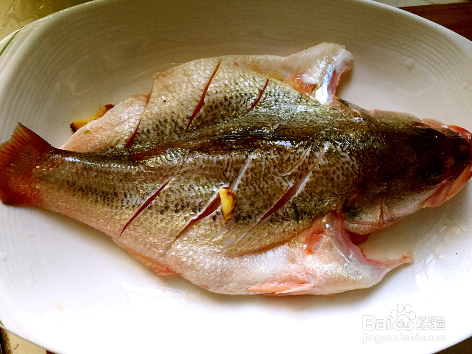 清蒸鲈鱼的做法