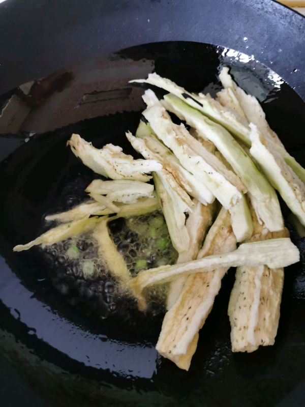 我们约饭吧茄子炖土豆