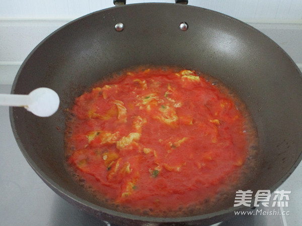 茄汁炒鸡蛋的做法