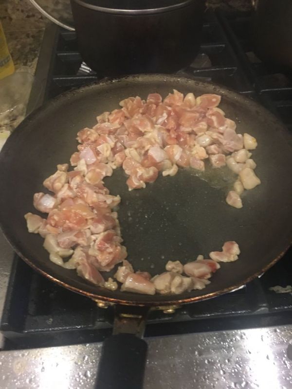 橙香马蹄鸡丁生菜包