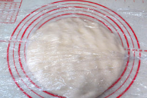 黑糖肉桂手斯包