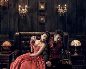 根据婚礼风格选择合适妆容