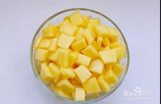 如何做芒果千层糕呢?