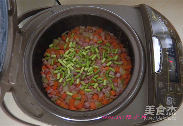 腊肠时蔬饭的做法