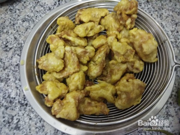 焦熘肉段的步骤
