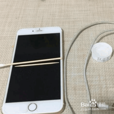 手机显示充电但是充不进去怎么办